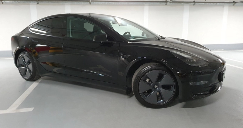 Tesla Model 3 cena 154900 przebieg: 56000, rok produkcji 2021 z Trzcianka małe 191
